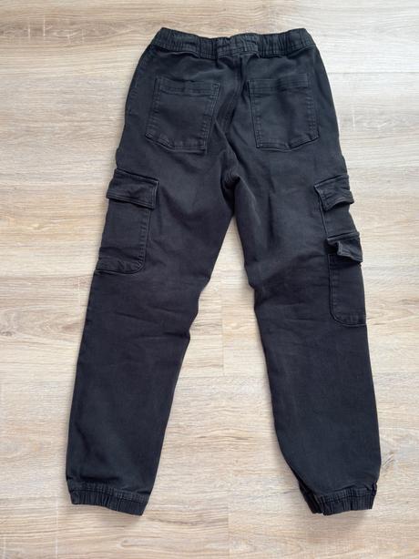 Chlapcenske nohavice, zara,152