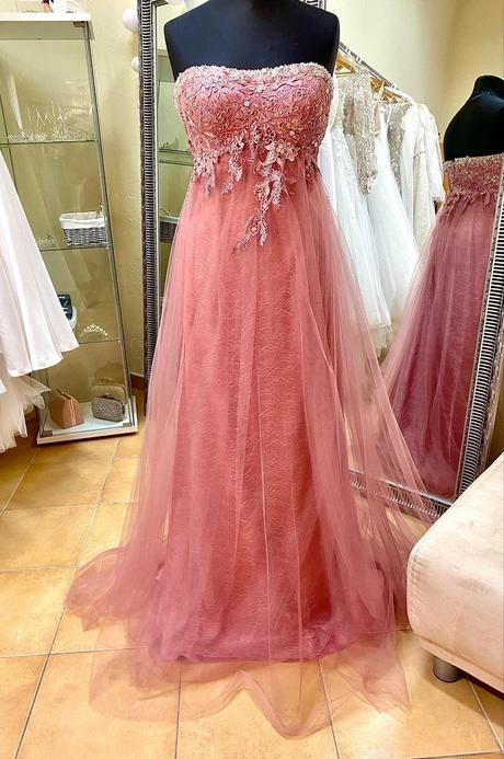 Spoločenské šaty vo veľkosti l, l