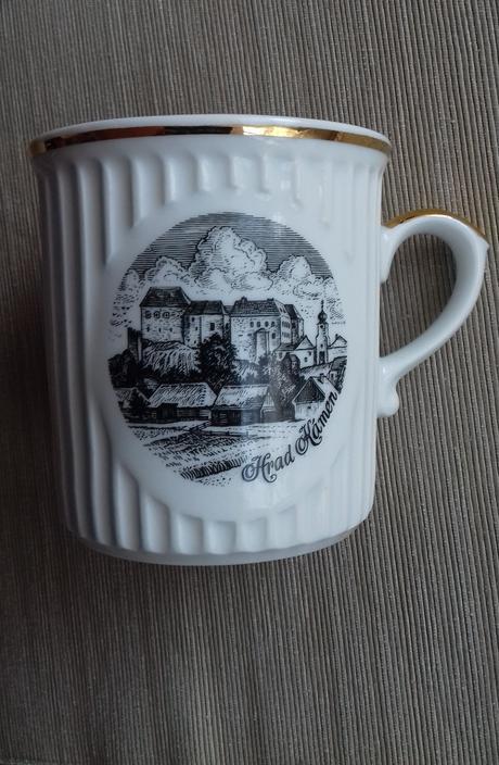 Porcelánové hrnčeky,