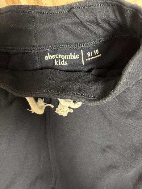A&f šortky teplákové, abercrombie&fitch,140