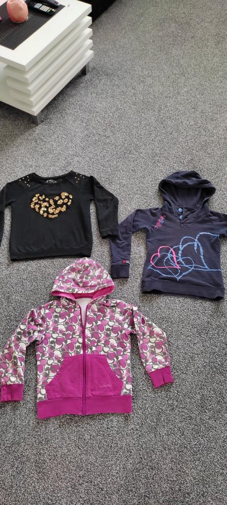 3 x mikina 134, cena spolu, 134