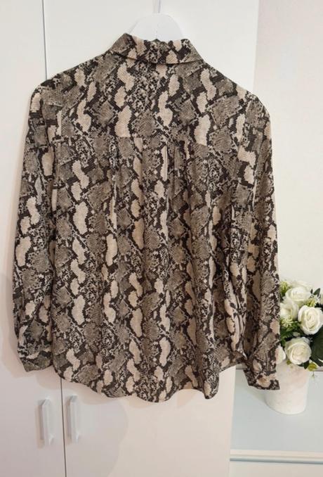 H&m štýlová blúzka s hadím vzorom, h&m,34