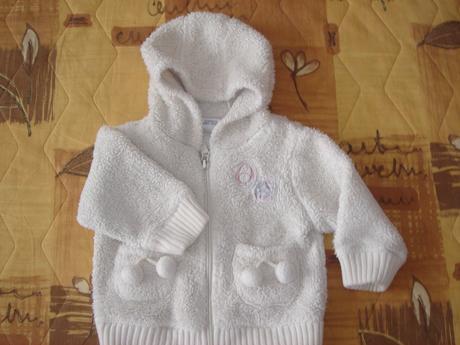 Dievčenská bundička , 86