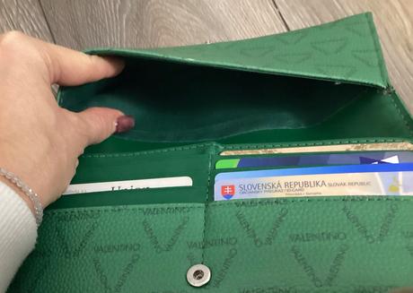 Peňaženka, valentino