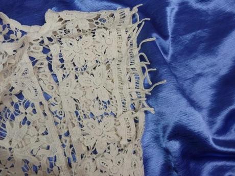 Kvalitný čipkovaný top, m