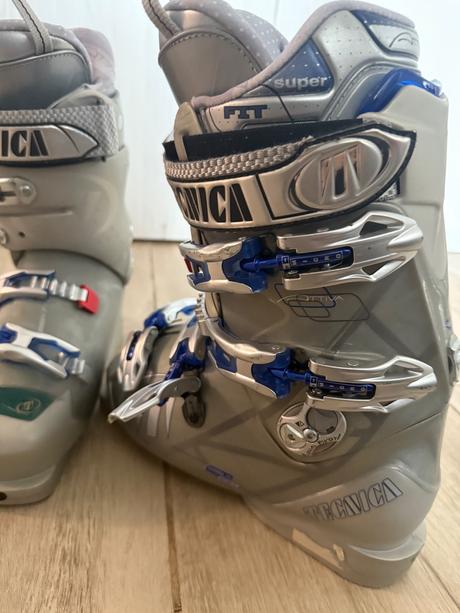 Lyžiarky dámske, tecnica,39