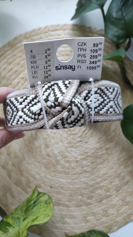 Čelenka s uzlom sinsay, sinsay