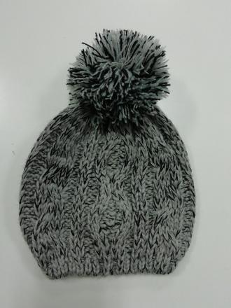 Pletená sivá čiapka 6mes., 68