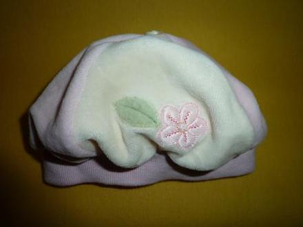 Velúrová čiapka zn.ines confezioni, 68