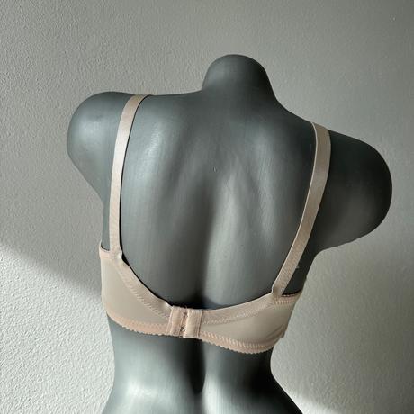 Jemne vystužená podprsenka s kosticami 8124 béžová, 85d / 90d / 100d