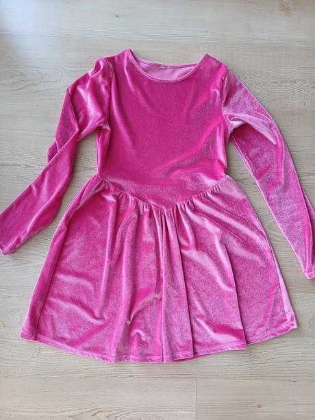 Zamatove saty, zara,152