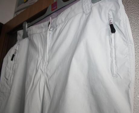 Dámske športové nohavice č. 44, 44