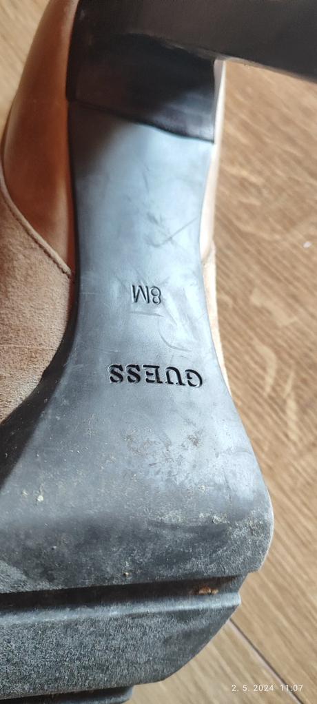 Lodičky guess, guess,39