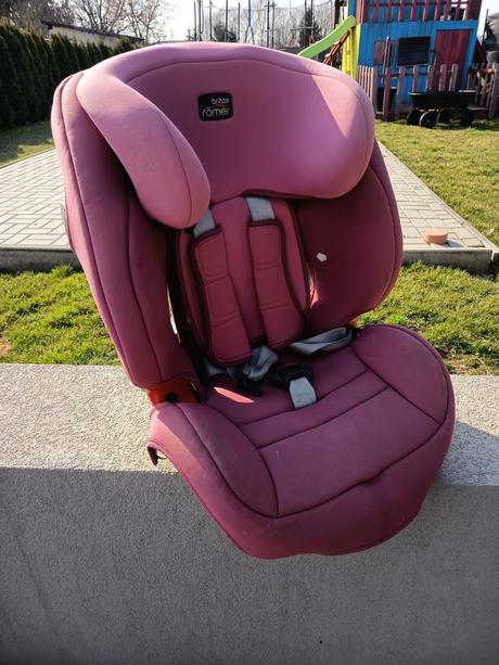 Autosedačka, britax