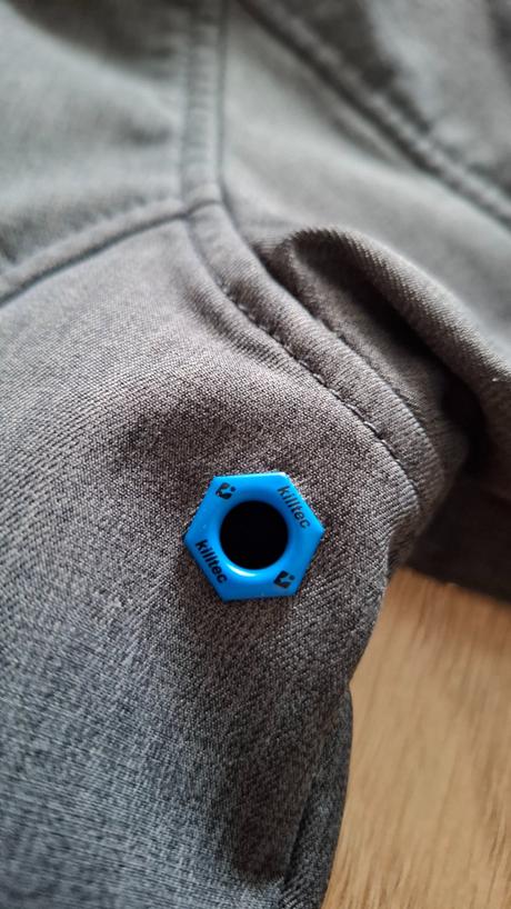 Softshellová bunda, 152