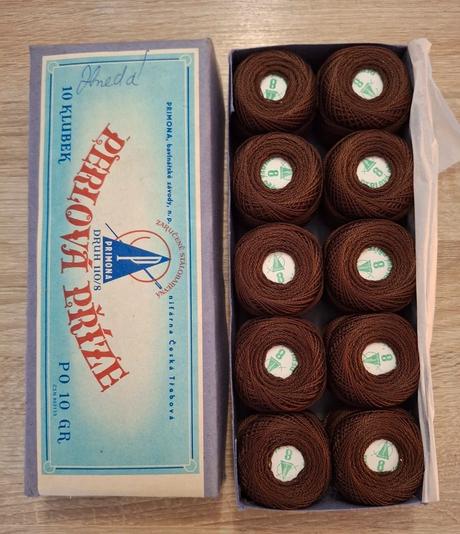 Perlovka, kordonet, maslové, béžové, hnedé odtiene, 