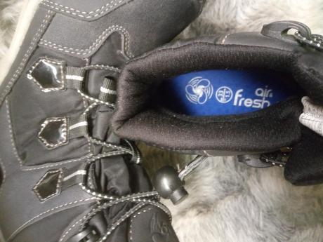 Turistická obuv, 33