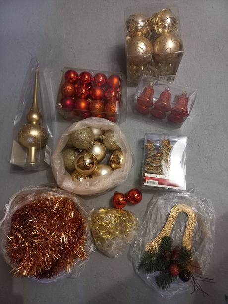 Vianočné ozdoby na celý stromček,
