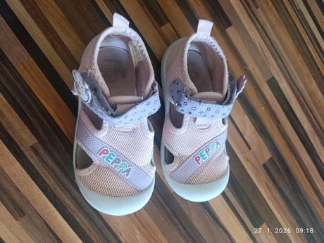 Sandále pepa pig, 26