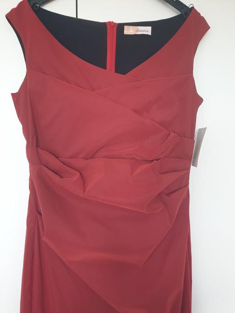 Spoločenské šaty, 36