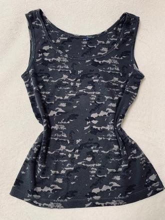 Maskáčové sivé tielko značky cecil, s