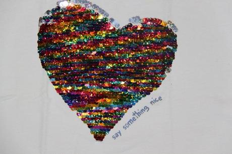 Tričko so srdiečkom, desigual,146