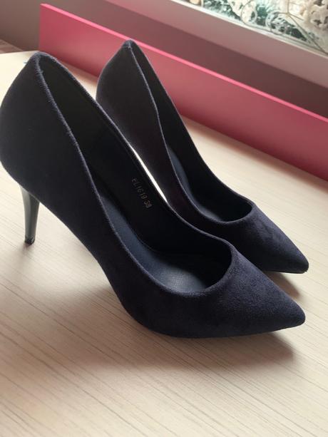 Modre semisove lodicky, 38