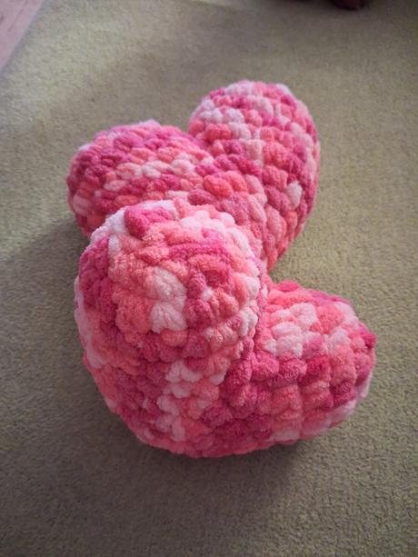 Ručne robené hačkované srdiečka, 
