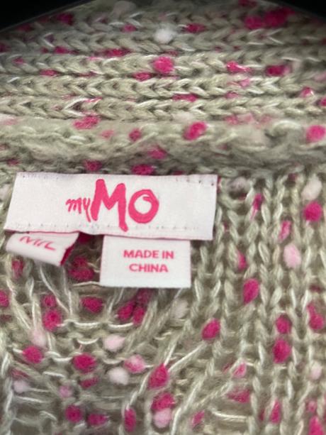 Krásny svetrík od mymo, xxl