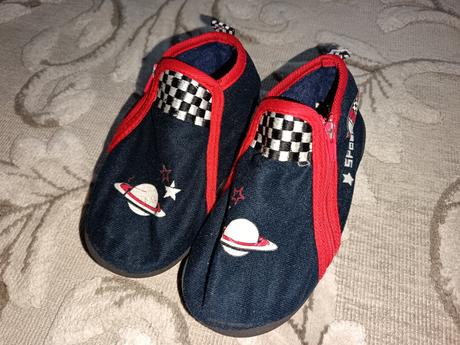 Papučky pre chlapčeka, 28