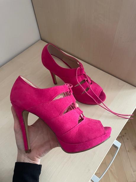 Ruzove sandale vel 38, deichmann,38