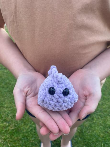 Predám ručne uháčkovaného dinosaura dinka, 