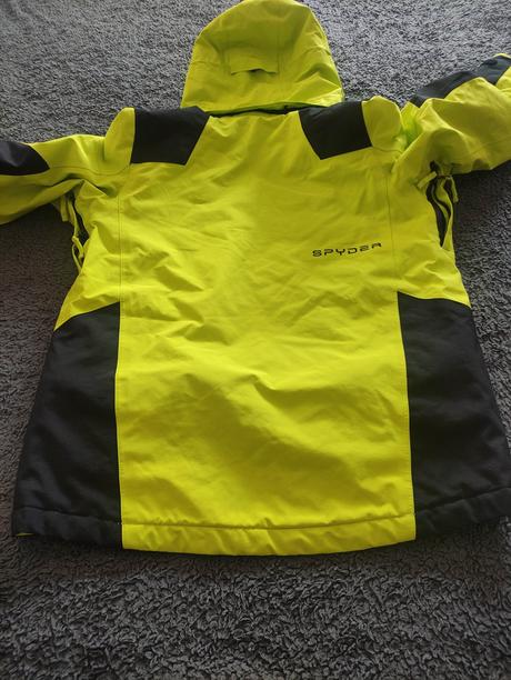 Spyder lyžiarska bunda, 176