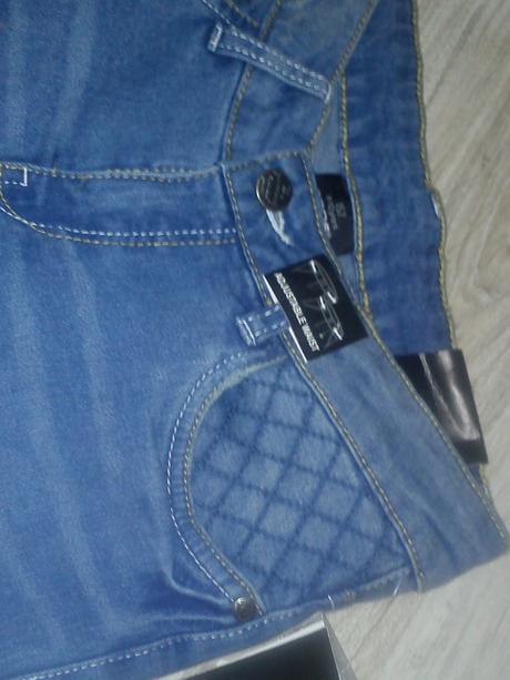 Nové dievcenske rifle, takko,152