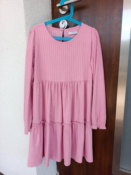 Detské saty, reserved,140