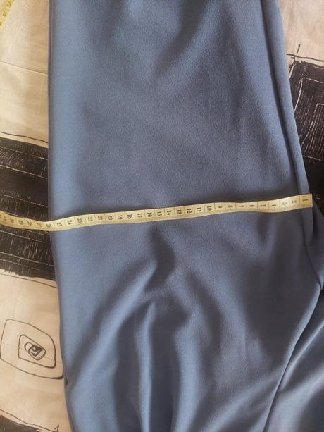 Biznis kostým, reserved,s