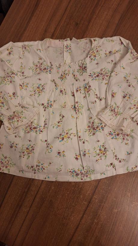 Romantická blúzka, 116