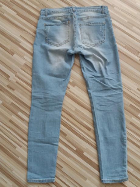 Bledomodre rifle, gate,40