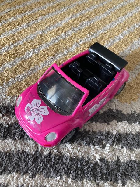 Auto pre menšie bábiky, 