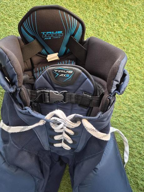 Hokejové nohavice true ax9 junior (clasic fit), 
