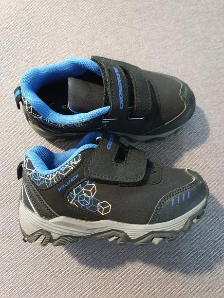 Športové topánky, 25