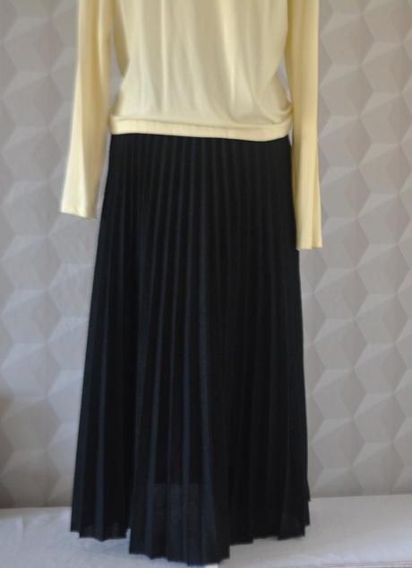 Plisovaná sukňa veľ. m, m