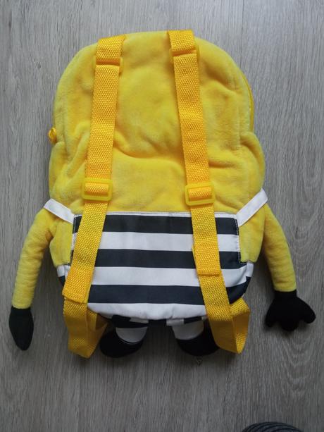 Plyšový batoh mimoň, 