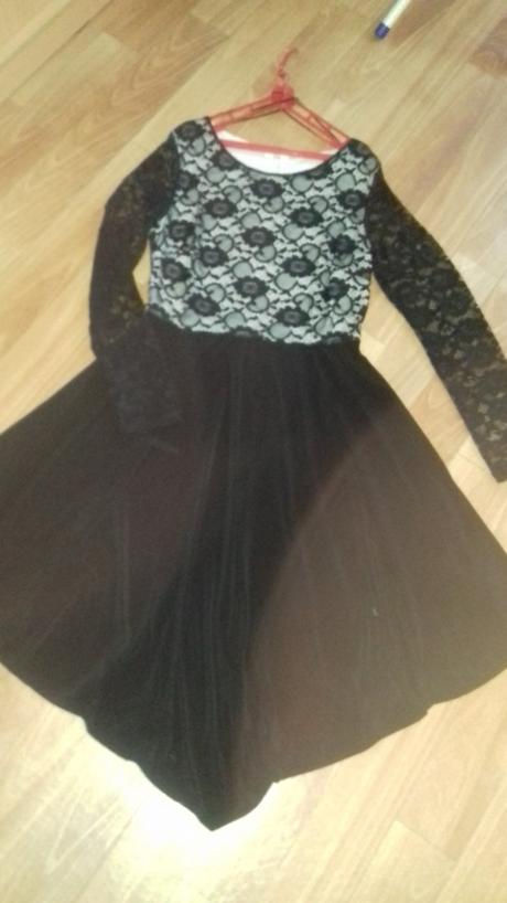 Šaty s čipkou, bonprix,38