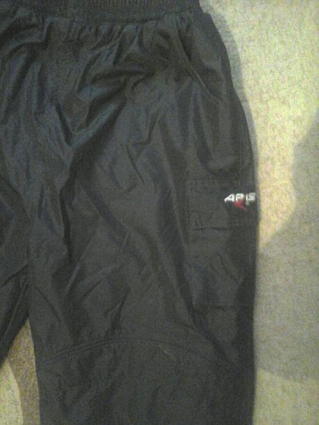 Oteplene nohavice, l