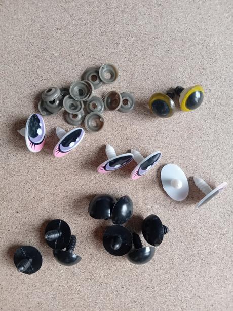 Pletení psíci - knitted dogs, 