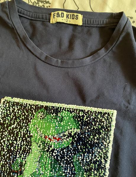 Pekné tričko s aplikáciou f&d na 12 rokov- 158, 158