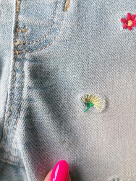 Rifle s kvietkami, f&f,74