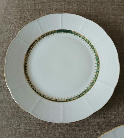 Dezertné taniere na doplnenie - zelenozlatý vzor, 