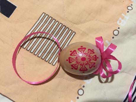 Veľkonočné vajíčka s ľudovým motívom,